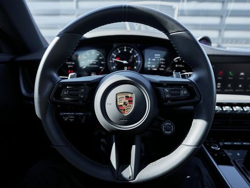 Used 2024 Porsche 911 Carrera S w/ Sport Package image 41