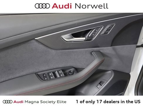 New 2026 Audi SQ8 Prestige image 23