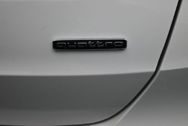 Used 2022 Audi Q3 2.0T Premium AWD/4WD image 14