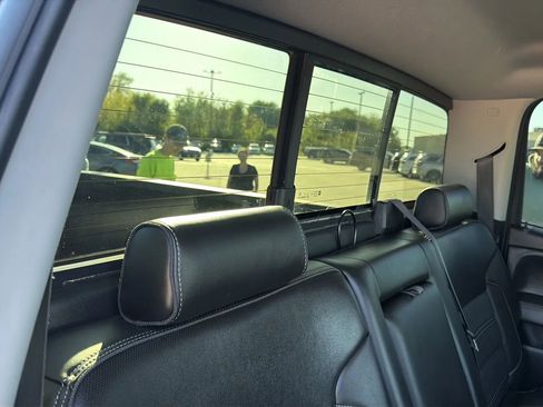 Used 2018 GMC Sierra 2500 Denali w/ Duramax Plus Package AWD/4WD image 61