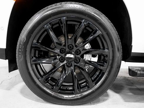 Used 2022 Cadillac Escalade ESV Sport Platinum w/ LPO, ONYX Package AWD/4WD image 45