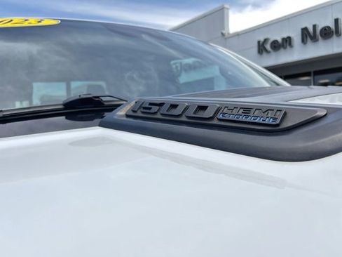 Used 2023 RAM 1500 Laramie AWD/4WD image 15