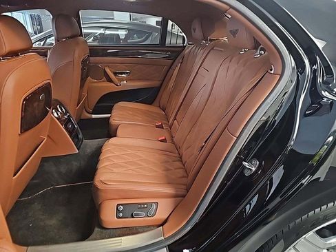 Used 2014 Bentley Flying Spur W12 image 8