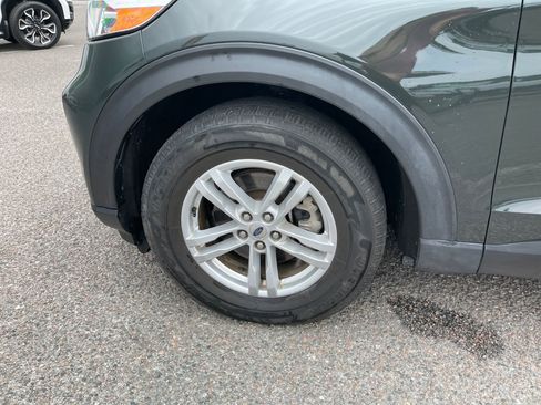 Used 2024 Ford Explorer XLT w/ Equipment Group 202A image 10