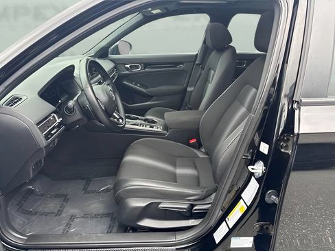 Used 2025 Honda Civic Sport image 5