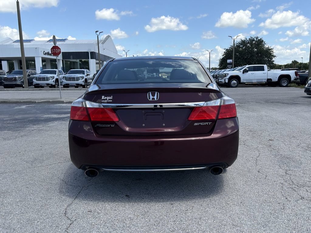 Used 2015 Honda Accord Sport image 5