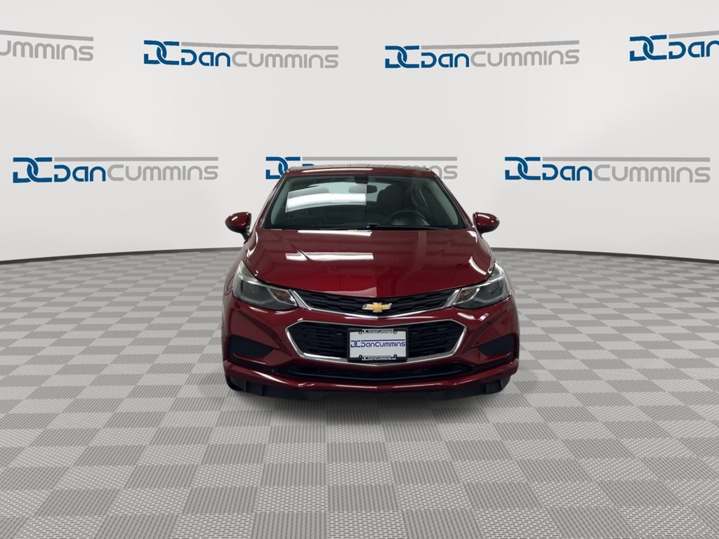 Used 2017 Chevrolet Cruze LT w/ Convenience Package FWD image 3