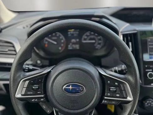 Used 2023 Subaru Forester AWD/4WD image 13