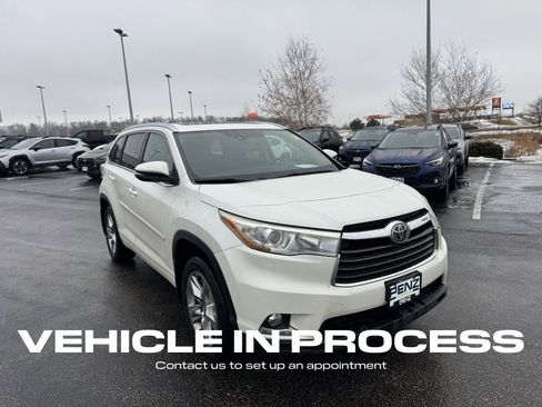 Used 2016 Toyota Highlander Limited Platinum image 1