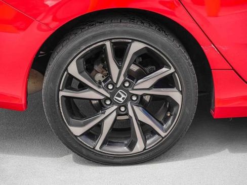 Used 2019 Honda Civic Sport image 14