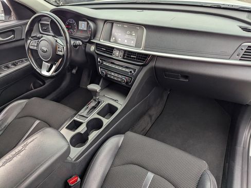 Used 2019 Kia Optima S image 10