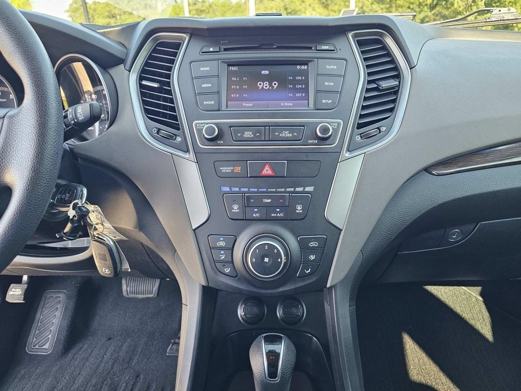 Used 2017 Hyundai Santa Fe Sport w/ Cargo Package AWD/4WD image 30