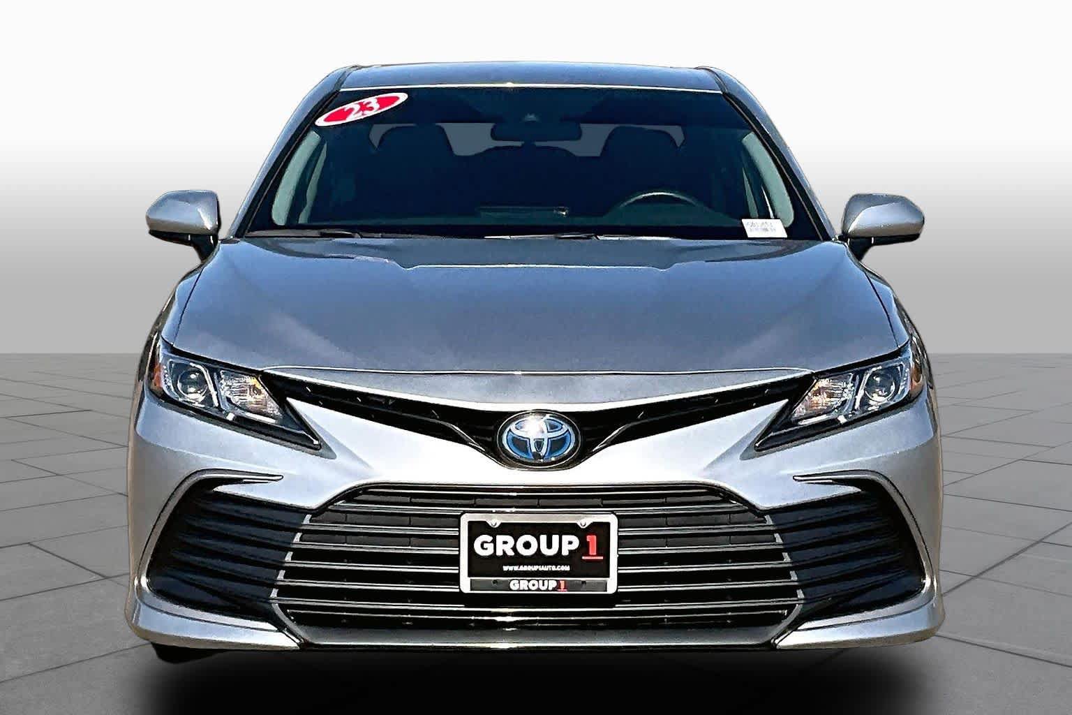 Used 2023 Toyota Camry LE FWD image 3