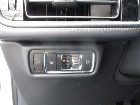 Used 2025 Lincoln Aviator Reserve w/ Equipment Group 201A image 6