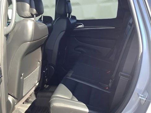 Certified 2021 Jeep Grand Cherokee Limited image 16