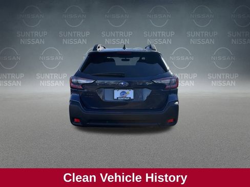 Used 2025 Subaru Outback Onyx Edition image 6