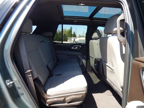 Used 2023 Chevrolet Tahoe Z71 AWD/4WD image 18