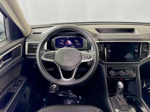 Certified 2023 Volkswagen Atlas SE image 21