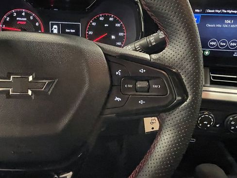 Used 2024 Chevrolet Trax RS w/ Driver Confidence Package FWD image 33
