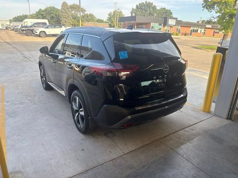 Used 2023 Nissan Rogue SL w/ SL Premium Package AWD/4WD image 4
