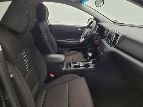 Used 2018 Kia Sportage LX FWD image 21
