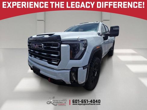 Used 2024 GMC Sierra 2500 AT4 w/ Technology Package AWD/4WD image 1
