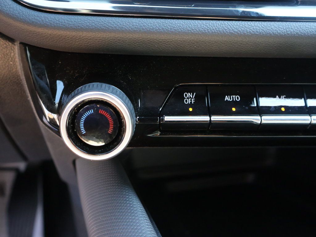 Certified 2024 Chevrolet Equinox EV RS FWD image 32