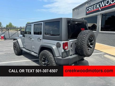 Used 2017 Jeep Wrangler Unlimited Sport w/ Quick Order Package 24S AWD/4WD image 3