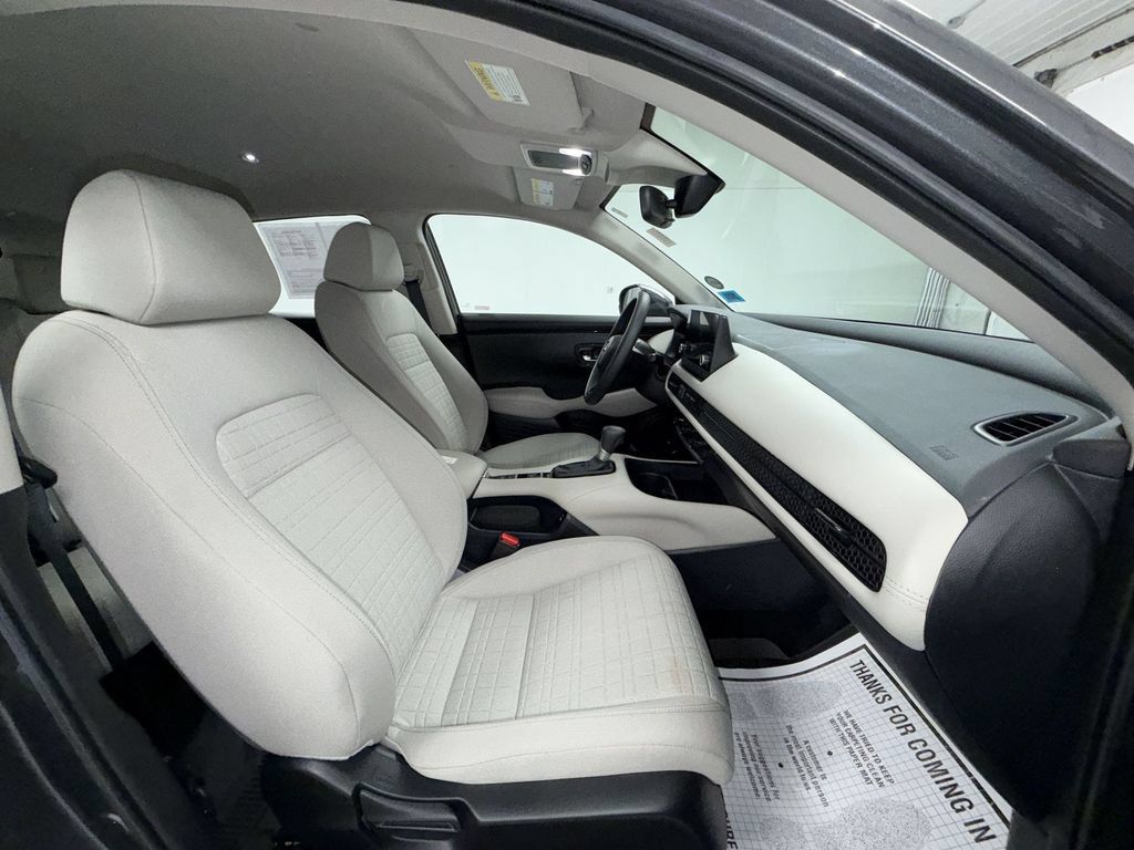 Used 2024 Honda HR-V LX image 21