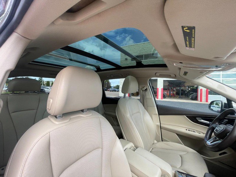 Used 2017 Audi Q7 3.0T Prestige AWD/4WD image 10