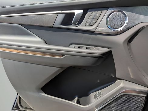 New 2026 Buick Enclave Avenir w/ Super Cruise Package image 11