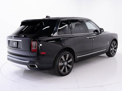 Certified 2024 Rolls-Royce Cullinan image 5