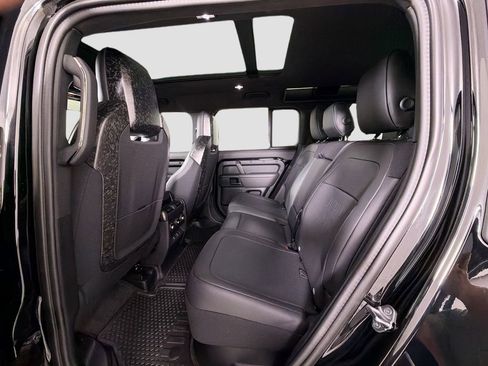 New 2026 Land Rover Defender 110 OCTA AWD/4WD image 26