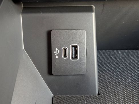 New 2025 Ford F150 Lariat w/ Equipment Group 501A Mid image 22