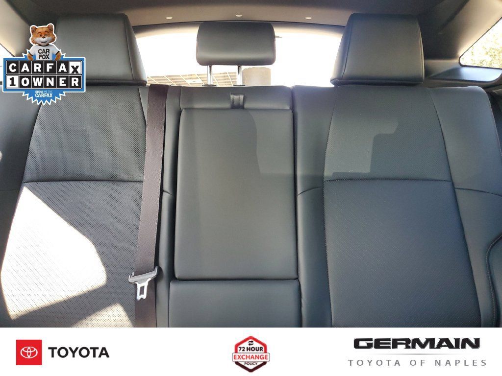 Used 2021 Toyota Venza Limited AWD/4WD image 30