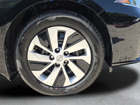 Certified 2025 Nissan Altima 2.5 S FWD image 33
