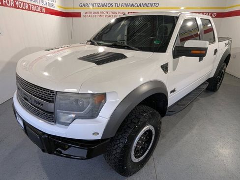 Used 2014 Ford F150 Raptor w/ Equipment Group 801A Luxury image 3