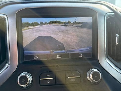Used 2021 GMC Sierra 1500 SLT AWD/4WD image 10
