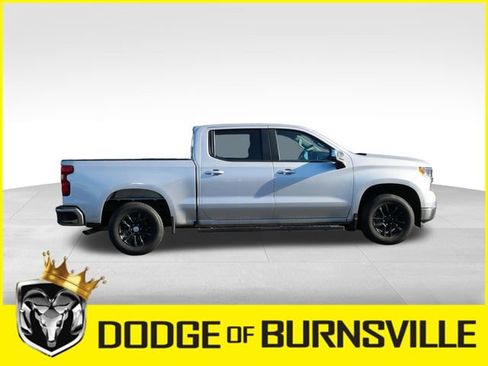 Used 2022 Chevrolet Silverado 1500 LT image 11