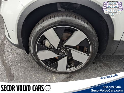Certified 2023 Volvo C40 P8 Recharge Ultimate image 25