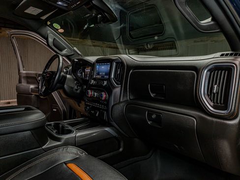 Used 2022 GMC Sierra 2500 AT4 w/ AT4 Premium Plus Package image 20