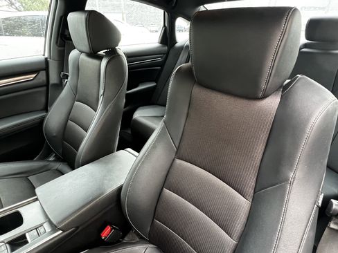 Used 2019 Honda Accord Sport image 18