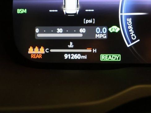 Used 2024 Toyota RAV4 XSE w/ Advanced Technology Package AWD/4WD image 16