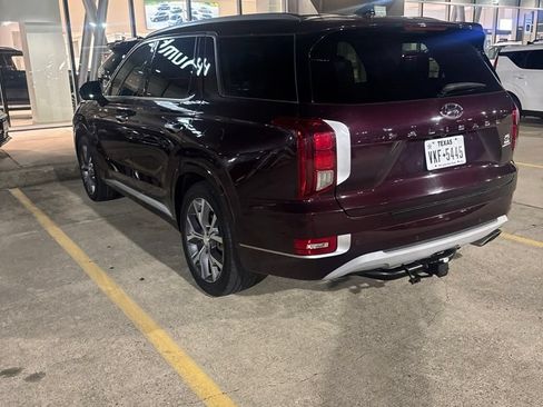Used 2021 Hyundai Palisade Limited FWD image 2