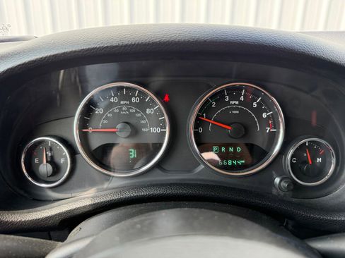 Used 2017 Jeep Wrangler Unlimited Sport AWD/4WD image 14