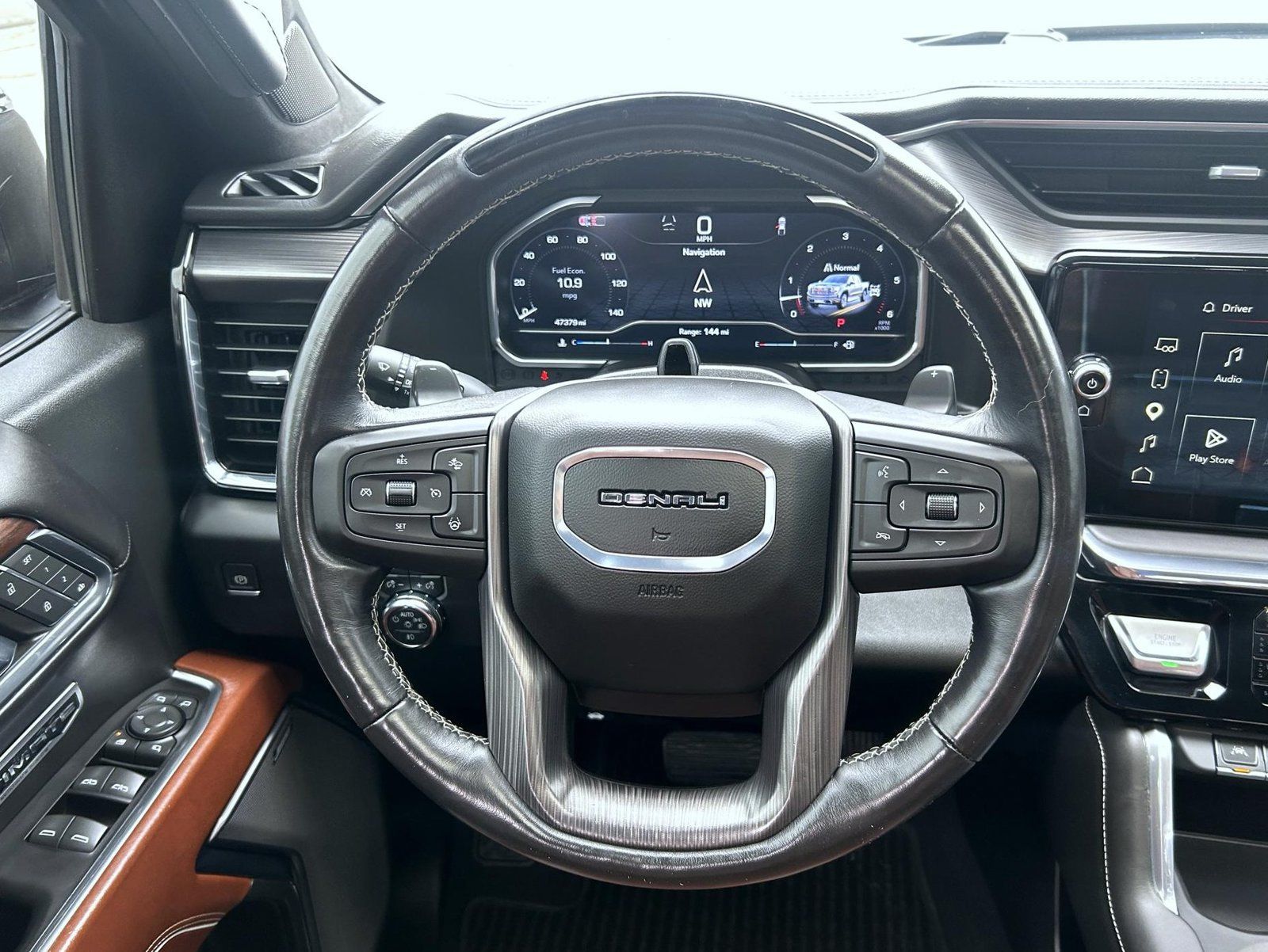 Used 2024 GMC Sierra 1500 Denali Ultimate AWD/4WD image 11