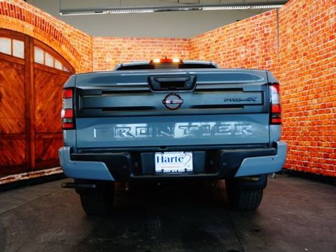 Certified 2025 Nissan Frontier PRO-4X image 6