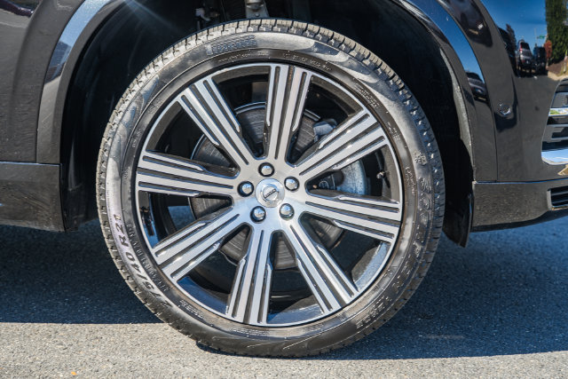 Certified 2024 Volvo XC90 T8 Ultimate w/ Lounge Package AWD/4WD image 17