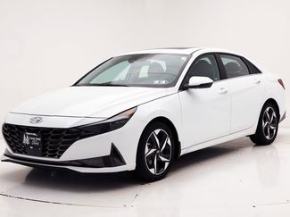 Used 2023 Hyundai Elantra Limited video 2