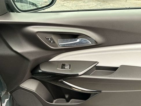 New 2026 Chevrolet Trax LT FWD image 32